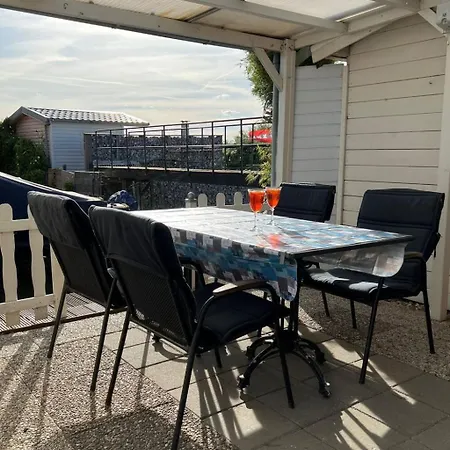 Charmantes Hilda Mit Terrasse By Interhome Ferienhaus *