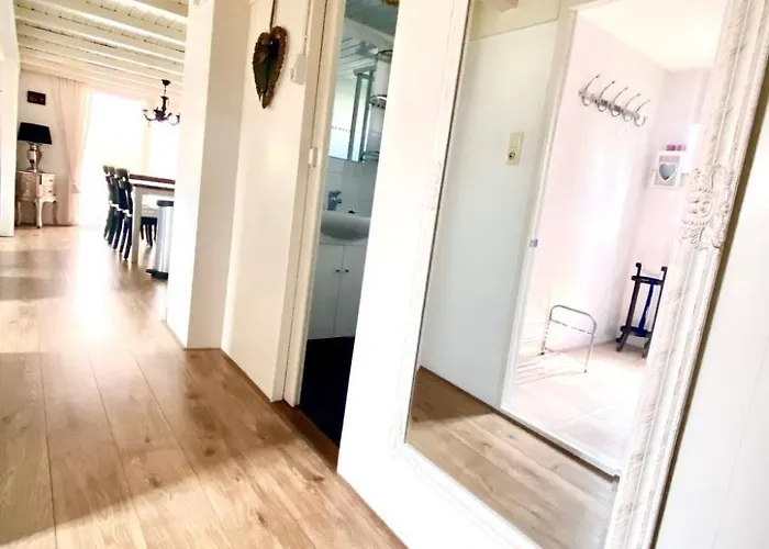 Charmantes Hilda Mit Terrasse By Interhome Wervershoof