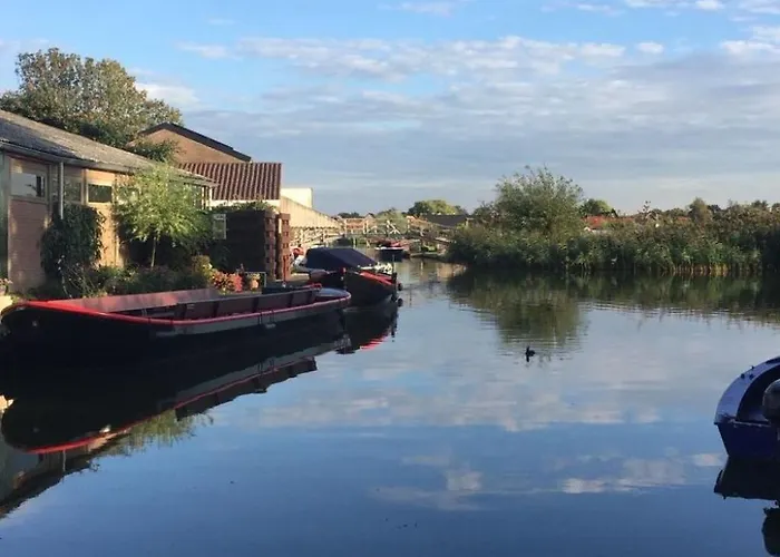 Charmantes Hilda Mit Terrasse By Interhome Wervershoof